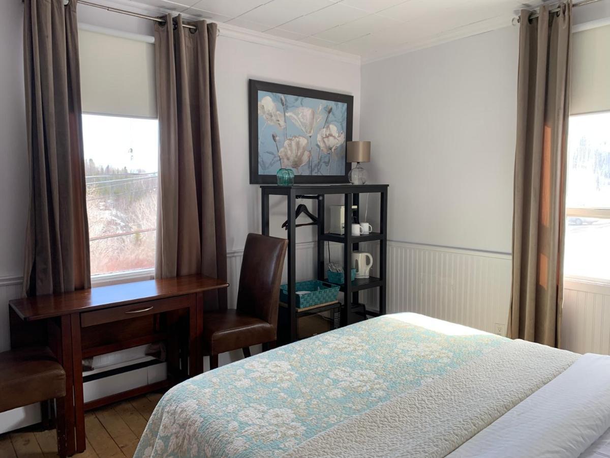 Maison Charles Edmond Grandes-Bergeronnes Zewnętrze zdjęcie